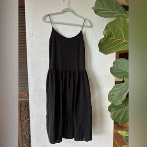 Elegant Black Sleeveless Dress